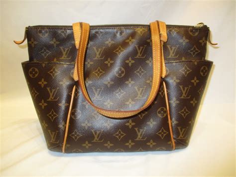 louis vuitton in ct